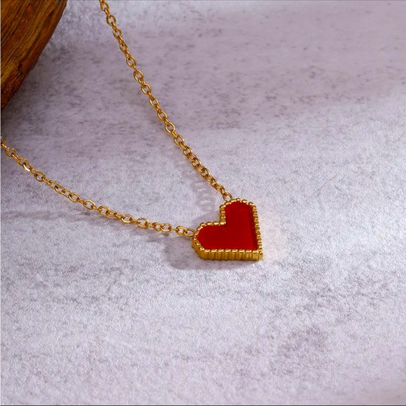 ❤️Red Heart Necklace - Picture 3 of 5
